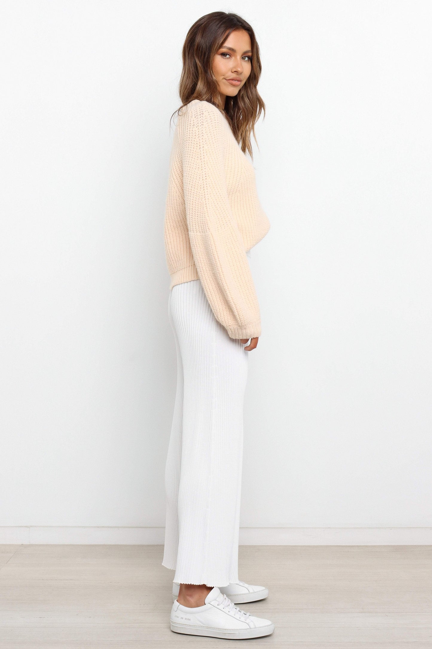Cozy Round-Neck Relaxed Knit Sweater