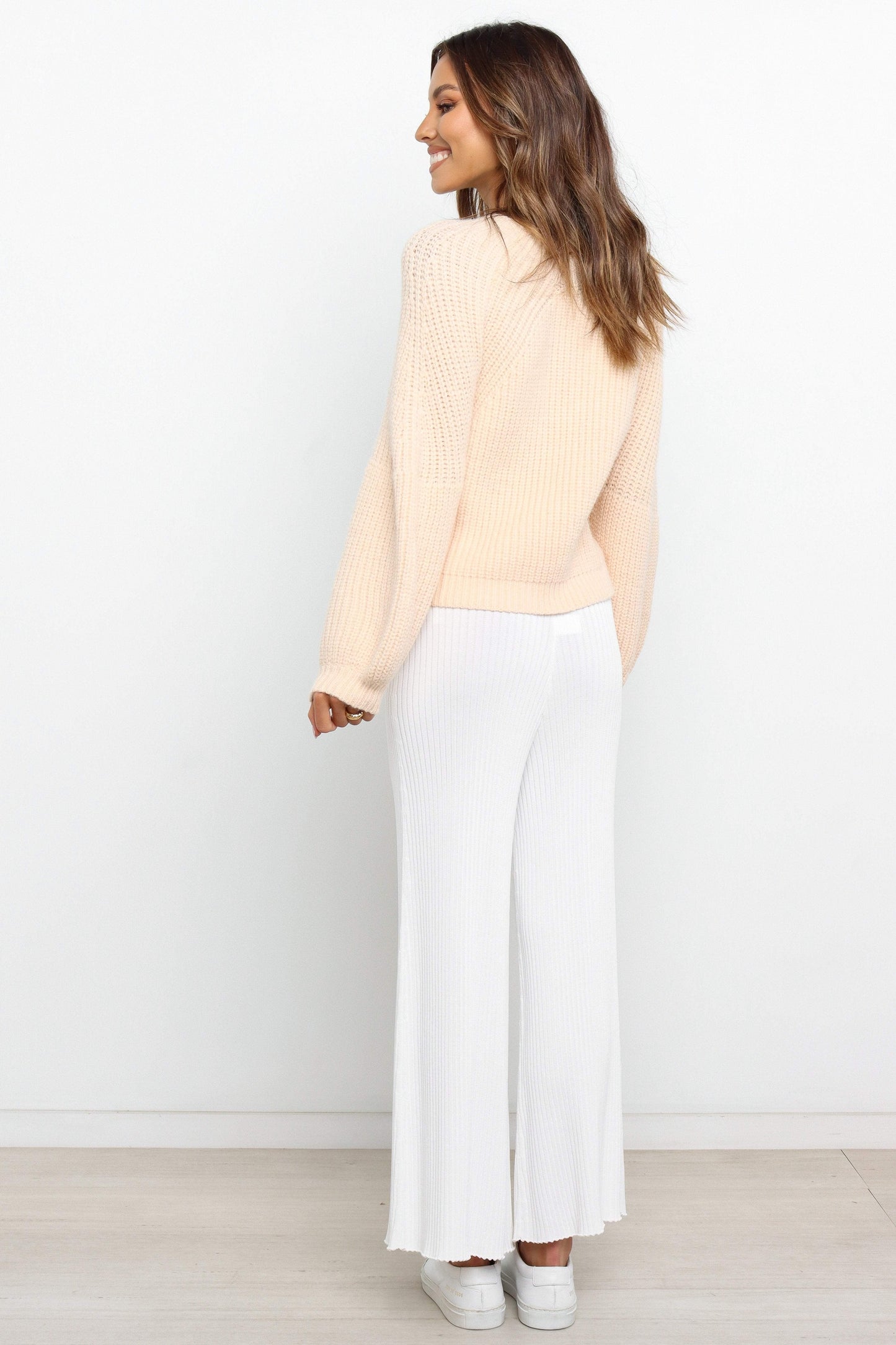Cozy Round-Neck Relaxed Knit Sweater