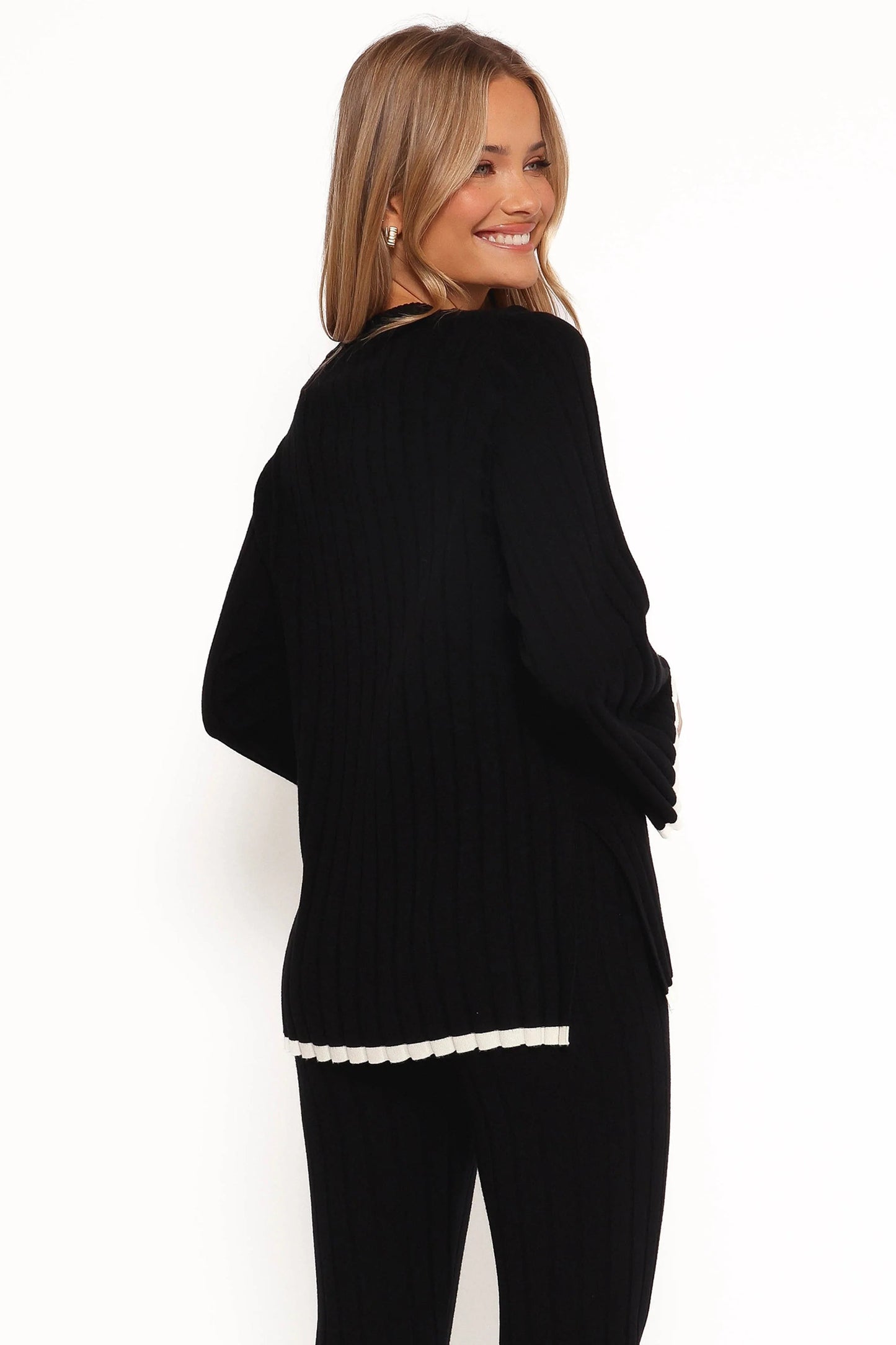 Dora Contrast Trim Knit Top