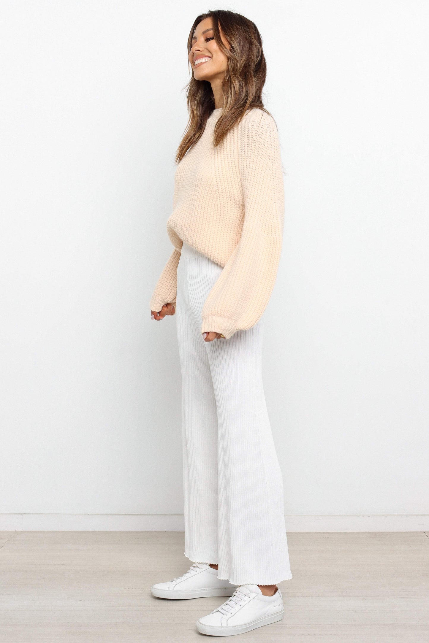 Cozy Round-Neck Relaxed Knit Sweater